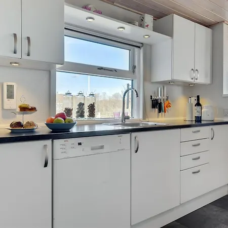 Haraldina - 350m To The Fjord By Interhome Feriehus